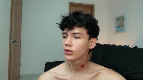 Snapshot of badboy_one chatting on 11/07/25, 11:21 jhojan online show from 11/07/25, 11:21