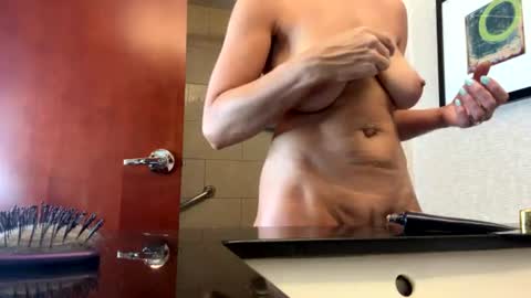 HotWifeFun32 online show from 07/12/26, 01:29