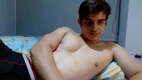 badbunny_69_ online show from 01/18/25, 10:39