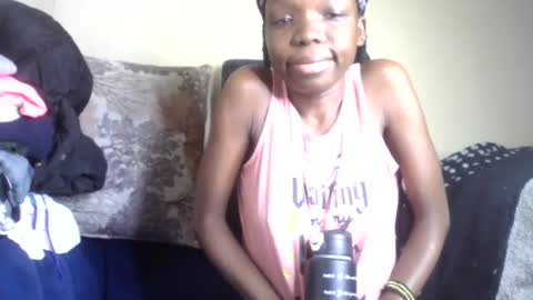 baddie_floxxy online show from 06/17/26, 02:47
