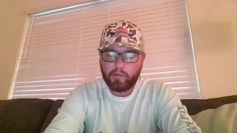 Snapshot of baddydaddy23 chatting on 11/16/25, 10:15 Jon online show from 11/16/25, 10:15