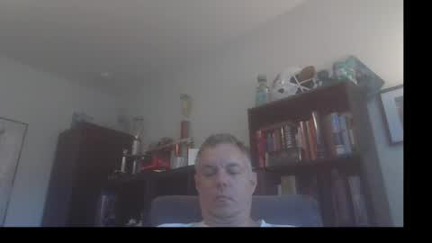 Snapshot of badger32934 chatting on 12/31/24, 02:25 Badger online show from 12/31/24, 02:25