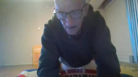 Snapshot of badgersfan chatting on 05/07/26, 02:28 badgersfan online show from 05/07/26, 02:28
