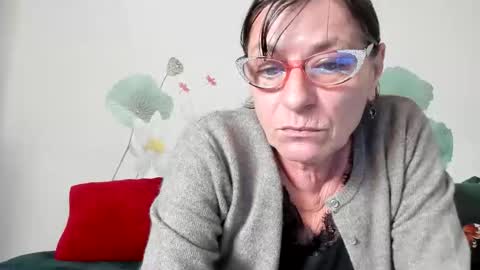 Gina online show from 10/10/25, 12:48