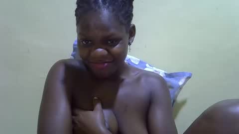 Snapshot of badgirl_p chatting on 11/04/25, 02:21 Princess online show from 11/04/25, 02:21