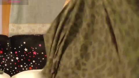 Snapshot of badgirlpr chatting on 10/18/25, 05:43 Badgirlpr online show from 10/18/25, 05:43