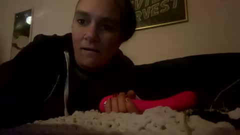 badgirluget online show from 12/11/24, 08:15