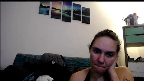 badgirluget online show from 12/14/24, 10:18