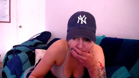 badgirluget online show from 12/25/24, 07:02