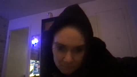 badgirluget online show from 01/06/25, 06:14