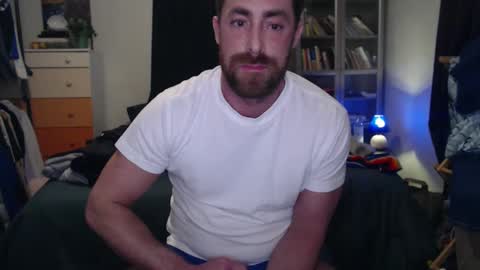 Rey online show from 02/24/25, 04:27