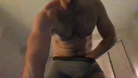 Snapshot of badman_s_man chatting on 12/28/24, 11:37 BadManSMan online show from 12/28/24, 11:37