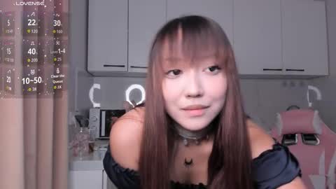 bae_lyn online show from 10/27/25, 12:42