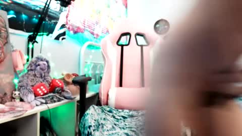 Bae Bae Blue online show from 12/05/24, 08:11