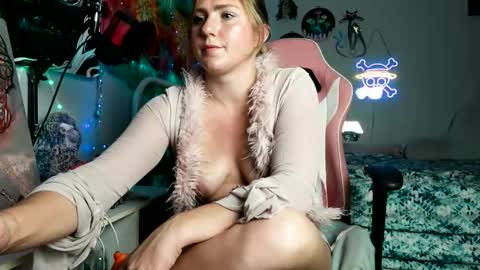 Bae Bae Blue online show from 10/29/25, 12:57