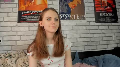 Molly  links in bio online show from 06/11/26, 07:56