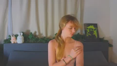 Kate online show from 07/25/26, 05:10