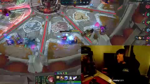 Snapshot of baftez chatting on 09/21/25, 04:36 Baffels online show from 09/21/25, 04:36