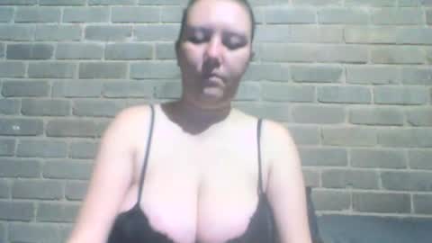 Chaterlain online show from 06/19/26, 09:02