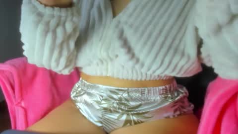 IM BAILEY online show from 10/12/25, 02:54