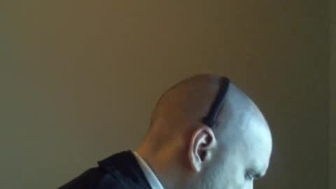 Snapshot of bald909 chatting on 05/20/26, 07:36 bald909 online show from 05/20/26, 07:36