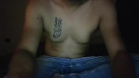 Snapshot of balderasc chatting on 10/30/25, 03:19 balderasc online show from 10/30/25, 03:19