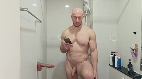 Snapshot of baldyboyy chatting on 10/12/25, 02:32 baldyboyy online show from 10/12/25, 02:32