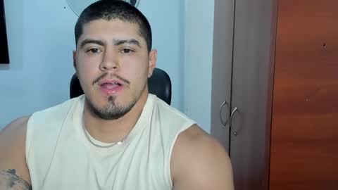Snapshot of baltazardupont chatting on 11/13/25, 10:58 Andres - online show from 11/13/25, 10:58