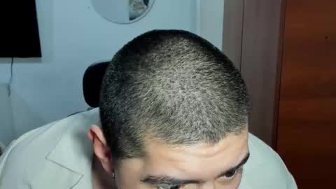 Snapshot of baltazardupont chatting on 12/18/25, 11:49 Andres - online show from 12/18/25, 11:49