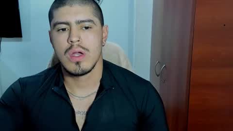 Snapshot of baltazardupont chatting on 12/20/25, 11:50 Andres - online show from 12/20/25, 11:50