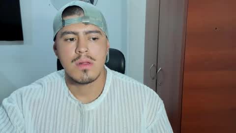 Snapshot of baltazardupont chatting on 01/08/26, 10:17 Andres - online show from 01/08/26, 10:17
