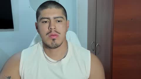 Snapshot of baltazardupont chatting on 01/19/26, 09:13 Andres - online show from 01/19/26, 09:13