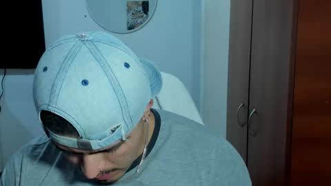 Snapshot of baltazardupont chatting on 02/06/26, 09:23 Andres - online show from 02/06/26, 09:23