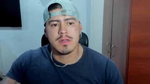 Snapshot of baltazardupont chatting on 02/11/26, 09:47 Andres - online show from 02/11/26, 09:47