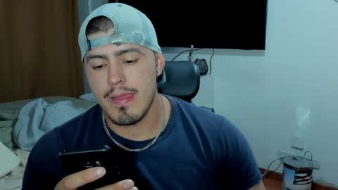 Snapshot of baltazardupont chatting on 04/02/26, 02:42 Andres - online show from 04/02/26, 02:42
