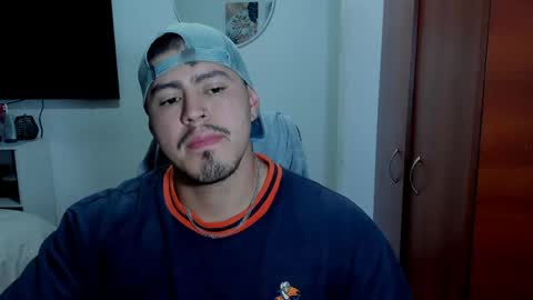 Snapshot of baltazardupont chatting on 05/01/26, 09:58 Andres - online show from 05/01/26, 09:58