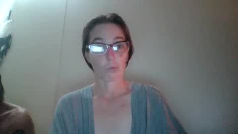 bamacpl80 online show from 02/19/25, 01:40
