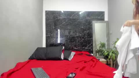 Snapshot of bambi_0 chatting on 03/02/25, 07:32 bambi 0 online show from 03/02/25, 07:32