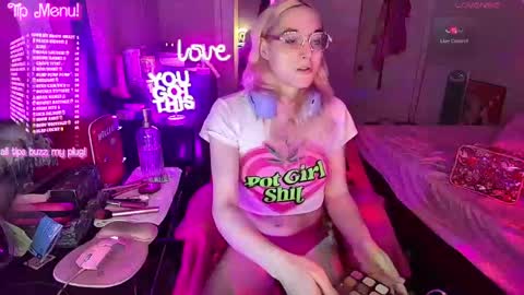 Bambi Sparkles TS online show from 05/23/26, 03:12