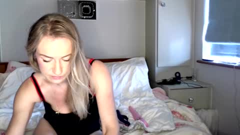 Totty  Nutty online show from 12/15/24, 01:00