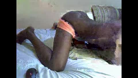 Snapshot of bampeboyzz chatting on 12/02/25, 07:09 black is beauty online show from 12/02/25, 07:09