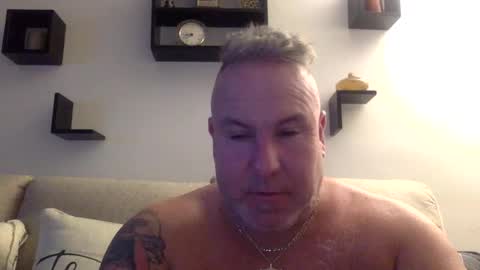 banana5289 online show from 12/05/24, 01:36