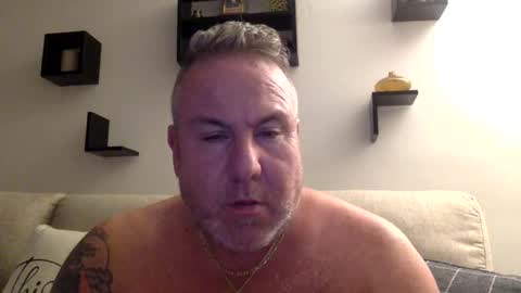 banana5289 online show from 12/17/24, 09:27