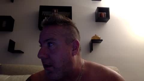 banana5289 online show from 12/25/24, 01:31