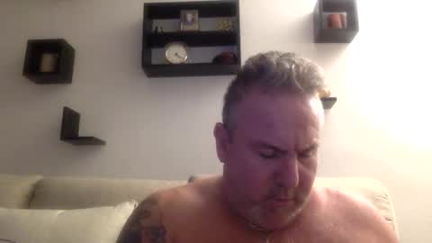 banana5289 online show from 12/30/24, 09:19