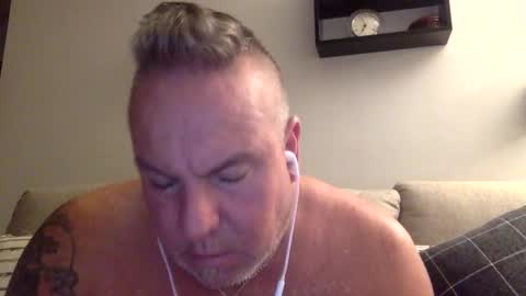 banana5289 online show from 10/26/25, 10:54