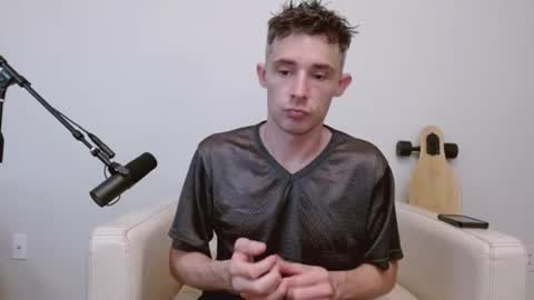 bananacurvesleft online show from 06/25/26, 12:32