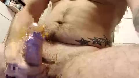 Snapshot of bananek98 chatting on 10/30/25, 10:43 bananek online show from 10/30/25, 10:43