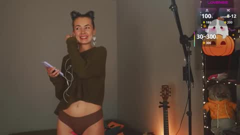 Ellen and  online show from 10/28/25, 11:51