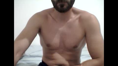 Snapshot of banciuclaudiu87 chatting on 06/09/26, 01:06 banciuclaudiu87 online show from 06/09/26, 01:06